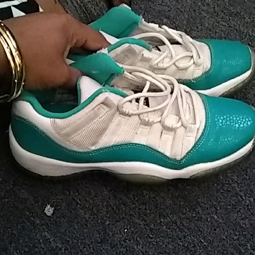 Jordan's - Picture 2 of 4